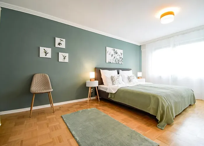 Scandic-apartment - Balkony & Garage, 3z, 80m2 Apartamento Pforzheim